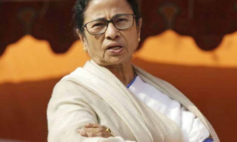 ममता-बनर्जी-के-घर-के-बाहर-‘जय-श्रीराम’-के-नारे,-काउंटिंग-के-बीच-बोलीं—हम-ही-जीतेंगे