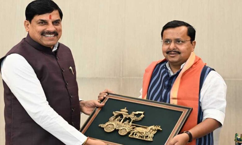 मुख्यमंत्री-मोहन-यादव-ने-नई-दिल्ली-में-राष्ट्रीय-अध्यक्ष-नितिन-नबीन-से-की-सौजन्य-मुलाकात,-समसामयिक-मुद्दों-पर-चर्चा