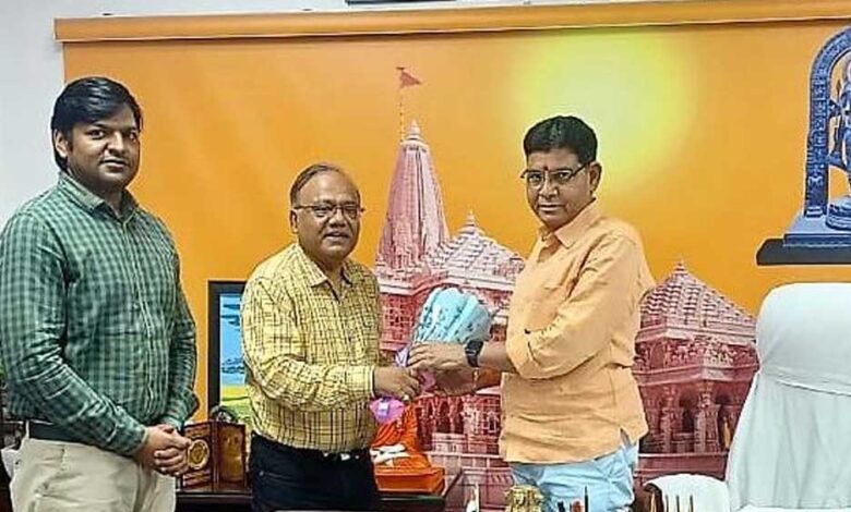 ​उच्च-शिक्षा-मंत्री-से-मिले-कुलपति-प्रो.-दयाल,-विश्वविद्यालय-के-गुणात्मक-विकास-और-समस्याओं-पर-हुई-चर्चा