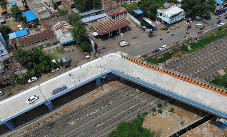 भोपाल-के-90-डिग्री-मोड़-वाले-ब्रिज-मामले-में-सस्पेंड-इंजीनियर्स-बहाल,-मंत्री-ने-नोटशीट-पर-लिखा-बहाल-कर-दो