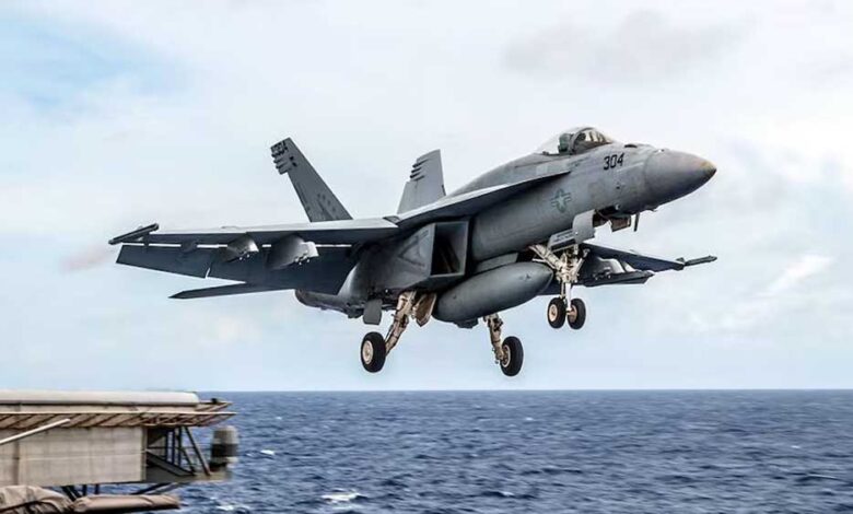 us-ने-पहली-बार-f/a-18-सुपर-हॉर्नेट-से-किया-ब्लॉकेड-हमला,-3-ईरानी-जहाज-रोके