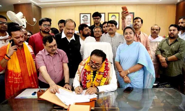 सिंह-ने-लघु-उ‌द्योग-निगम-के-अध्यक्ष-का-किया-पदभार-ग्रहण
