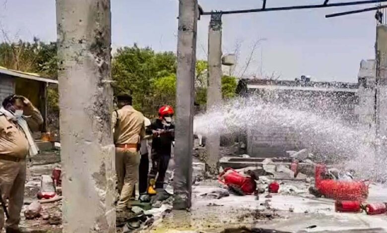 dewas-factory-blast:-cm-मोहन-यादव-ने-मृतकों-के-परिजनों-को-4-4-लाख-मुआवजा-देने-का-ऐलान-किया
