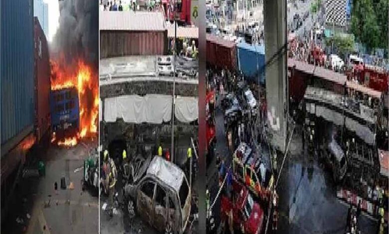 रेलवे-क्रॉसिंग-पर-बड़ा-हादसा:-बस-से-टकराई-मालगाड़ी,-आग-में-8-की-मौत