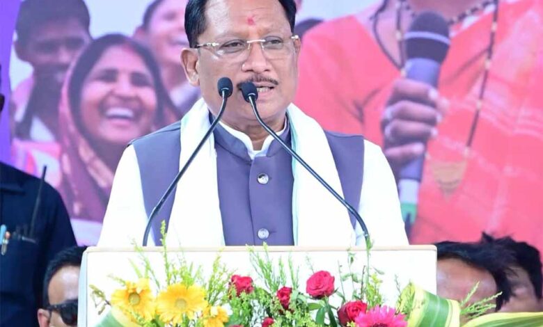विकसित-छत्तीसगढ़-के-संकल्प-को-मिली-नई-गति:-मुख्यमंत्री-विष्णु-देव-साय-ने-रायगढ़-को-दी-102-करोड़-रुपए-से-अधिक-के-विकास-कार्यों-की-सौगात