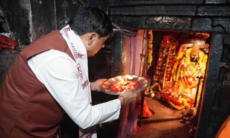 मुख्यमंत्री-डॉ.-यादव-ने-दंतेवाड़ा-में-मां-दंतेश्वरी-के-दर्शन-कर-की-सर्वकल्याण-की-प्रार्थना