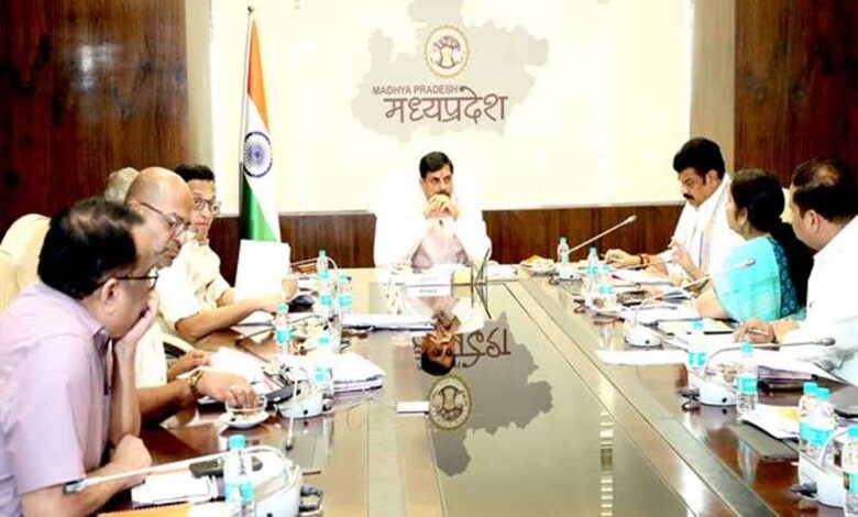 उपभोक्ता-हित-में-अन्य-विभागों-से-समन्वय-बढ़ाकर-कार्य-करे-खाद्य-विभाग-:-मुख्यमंत्री-डॉ.-यादव