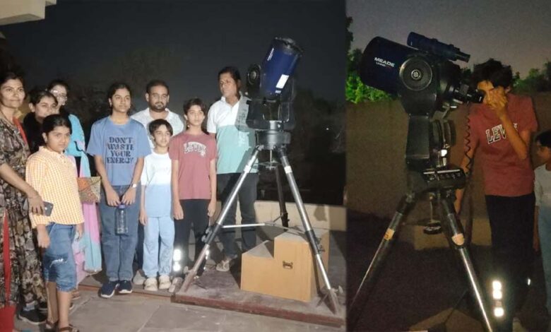 सिर्फ-20-रुपए-में-अंतरिक्ष-की-सैर,-उज्जैन-में-टेलीस्कोप-से-दिख-रहे-चांद-शुक्र-बृहस्पति