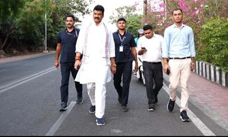दैनिक-जीवन-में-छोटे-छोटे-बदलाव-अपनाकर-प्रधानमंत्री-जी-के-संदेश-को-जन-आंदोलन-बनाएं-:-मंत्री-राजपूत