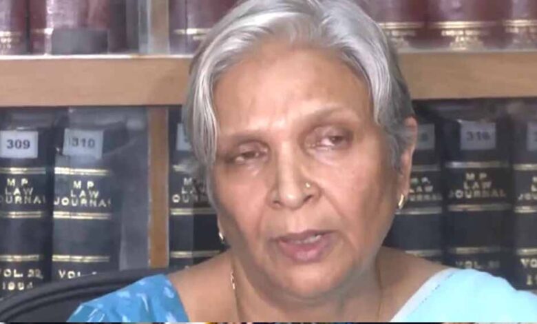 cbi-की-सख्त-पूछताछ-में-घिरीं-पूर्व-जज-गिरिबाला-सिंह,-चोट-के-निशानों-पर-नहीं-दिया-जवाब