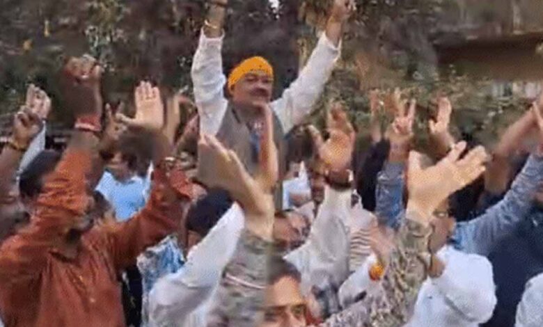 छत्तीसगढ़-निकाय-चुनाव-में-भाजपा-कांग्रेस-में-कांटे-की-टक्कर,-3-नगर-पंचायत-bjp-तो-2-पर-कांग्रेस-का-कब्जा