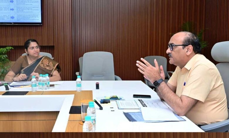 राज्य स्तरीय स्वीकृति एवं निगरानी समिति की बैठक मुख्य सचिव की अध्यक्षता में सम्पन्न