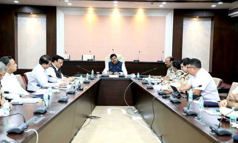 बेहतर-कानून-व्यवस्था-के-लिए-वरिष्ठ-अधिकारी-भी-रहें-मुस्तैद-:-मुख्यमंत्री-डॉ.-यादव