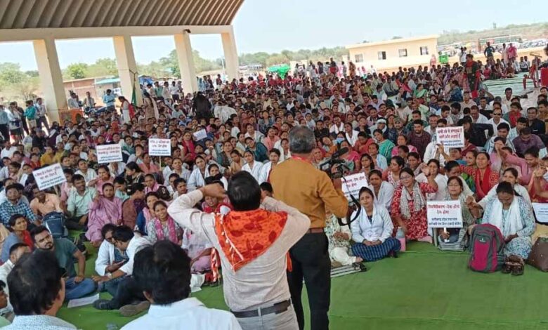 संविदा-कर्मियों-के-तबादले-पर-छत्तीसगढ़-हाईकोर्ट-का-बड़ा-फैसला,-याचिका-खारिज