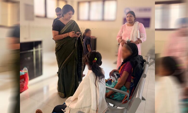 डॉ.वर्णिका-शर्मा-की-पहल-से-गंभीर-रूप-से-बीमार-बालिका-को-मिला-एम्स-रायपुर-में-उपचार