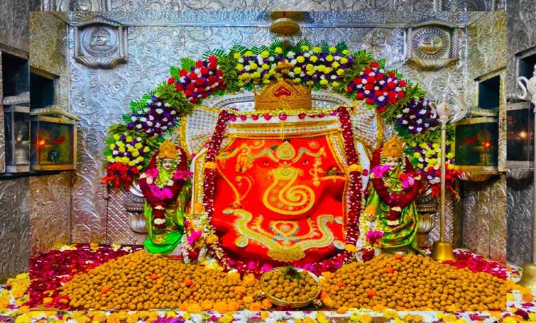 खजराना-गणेश-मंदिर-में-स्वर्णिम-श्रृंगार,-गणेशजी-के-साथ-रिद्धि-सिद्धि-भी-पहनेंगी-सोने-के-मुकुट
