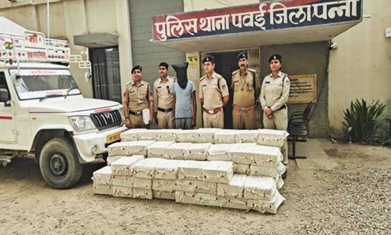 अवैध-शराब-माफियाओं-पर-पुलिस-का-शिकंजा,-जून-में-2.86-करोड़-रुपये-से-अधिक-की-संपत्ति-जब्त