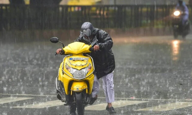 mp-weather-update:-मध्य-प्रदेश-के-22-जिलों-में-भारी-बारिश-का-अलर्ट,-जानें-कब-तक-एक्टिव-रहेगा-मानसून