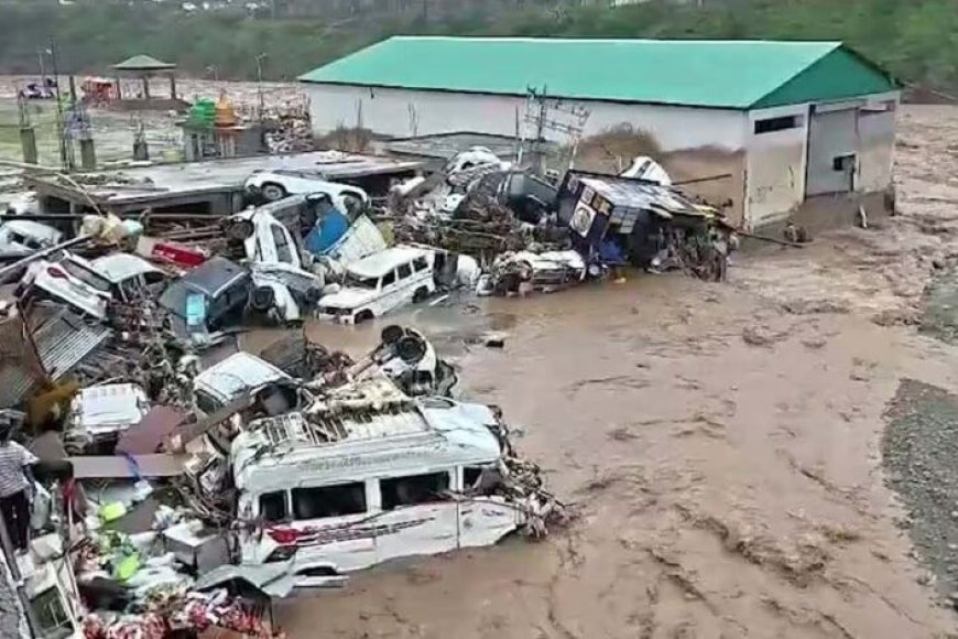 पुंछ-में-बारिश-का-कहर,-फ्लैश-फ्लड-और-भूस्खलन-से-10-लोगों-की-मौत