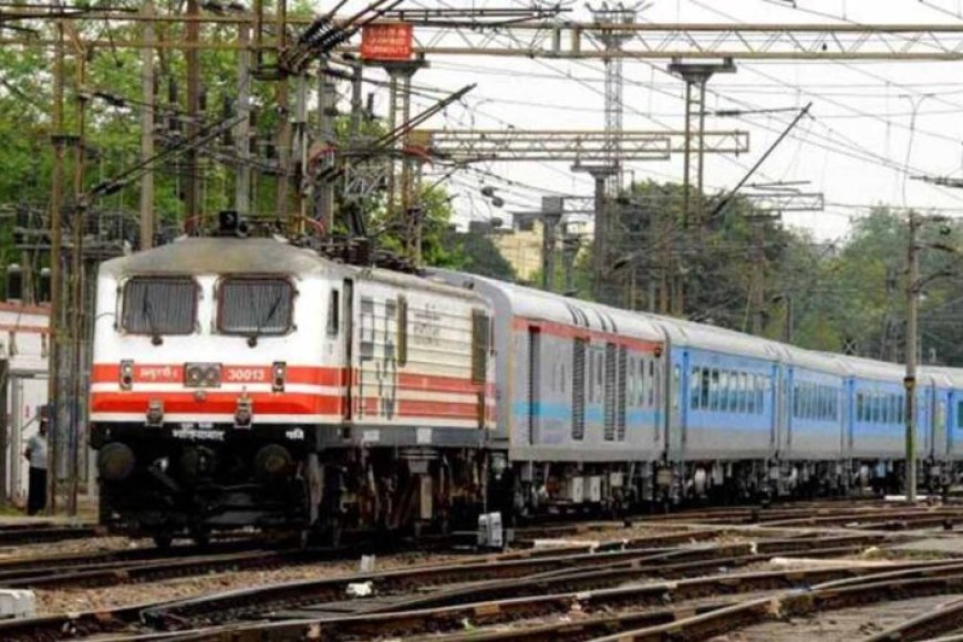छत्तीसगढ़-के-रेल-यात्रियों-के-लिए-खुशखबरी!-पुणे-हावड़ा-स्पेशल-ट्रेन-चलेगी,-दुर्ग-बिलासपुर-रायगढ़-समेत-कई-स्टेशनों-पर-ठहराव