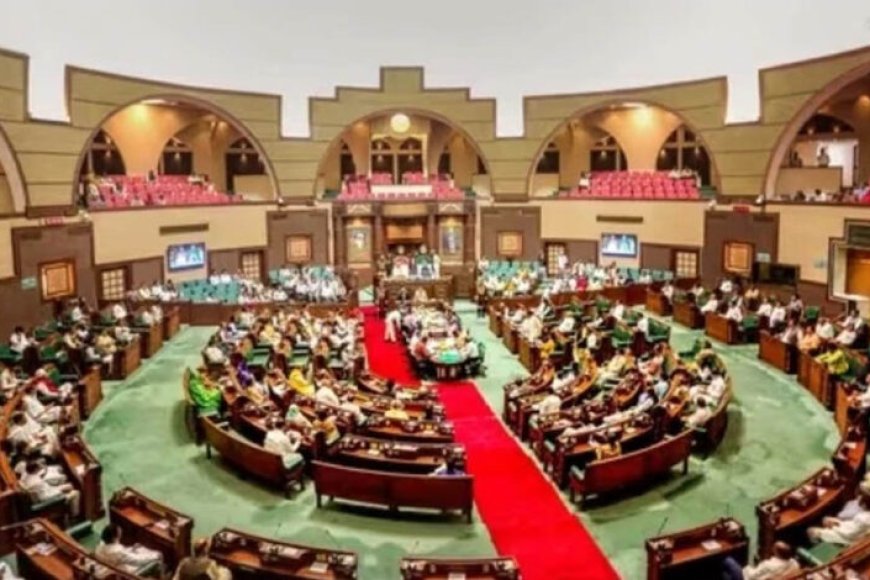 mp-ucc-bill-passed:-विधानसभा-में-पास-हुआ-यूसीसी-बिल,-cm-बोले-76%-मुस्लिम-बहनों-ने-किया-समर्थन,-‘जय-श्रीराम’-के-नारों-से-गूंजा-सदन