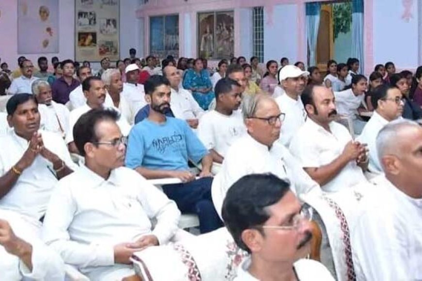 ब्रह्माकुमारीज़,-अंबिकापुर-में-‘नशा-मुक्त-युवा,-विकसित-भारत-संकल्प-अभियान’-के-कार्यक्रम-में-पर्यटन,-संस्कृति-एवं-धर्मस्व-मंत्री-राजेश-अग्रवाल-हुए-शामिल