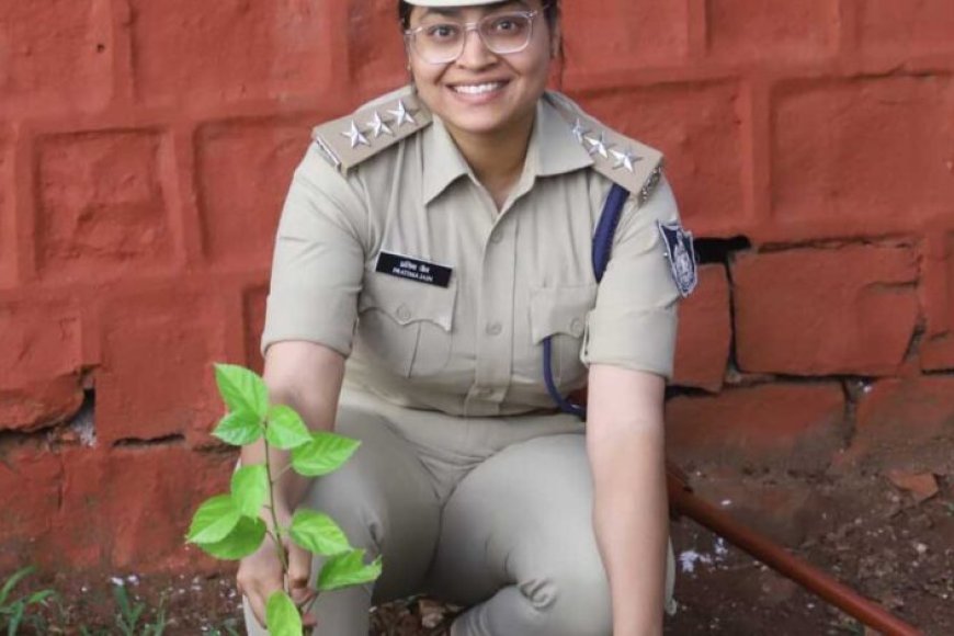7वीं-वाहिनी-विसबल-भोपाल-द्वारा-लाल-परेड-ग्राउंड-में-300-पौधों-का-रोपण