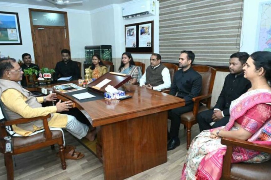 कर्तव्यनिष्ठ-होकर-जनसेवा-एवं-सुशासन-के-लिए-जमीनी-स्तर-पर-करें-बेहतर-कार्य-:-मुख्यमंत्री-विष्णु-देव-साय
